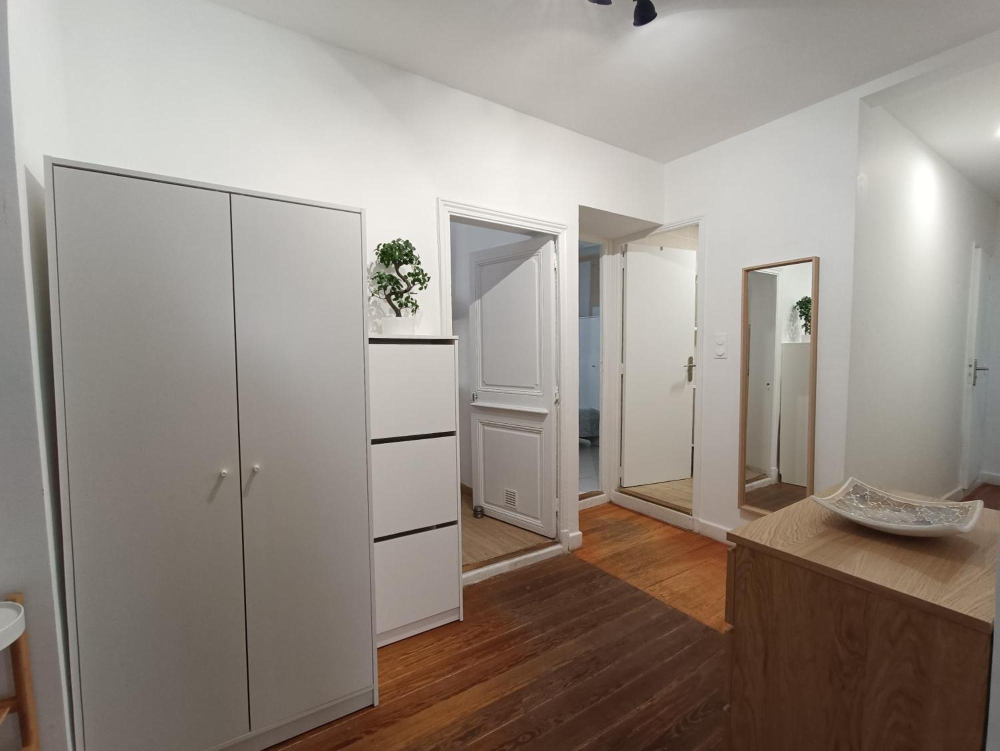 Appartements Et Studio Renoves En 2022, Intra Muros Avignon Exterior foto